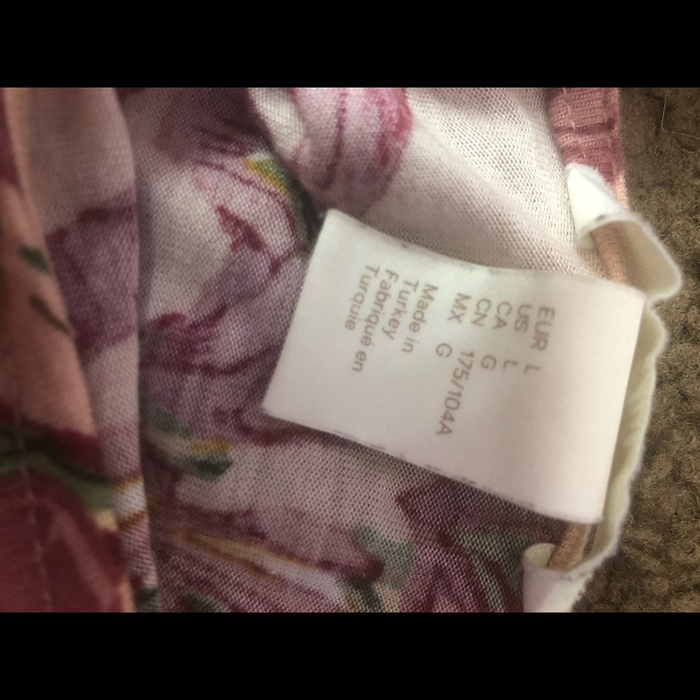 Floral blouse - Picture 4 of 4